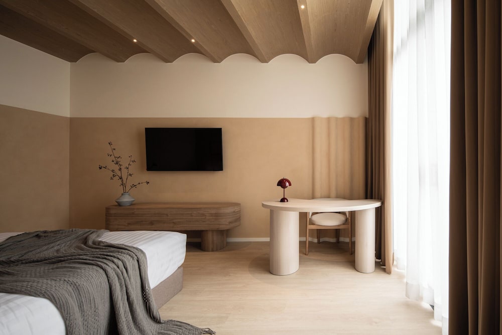 Exclusive Room, Balcony, Pool View photo 2