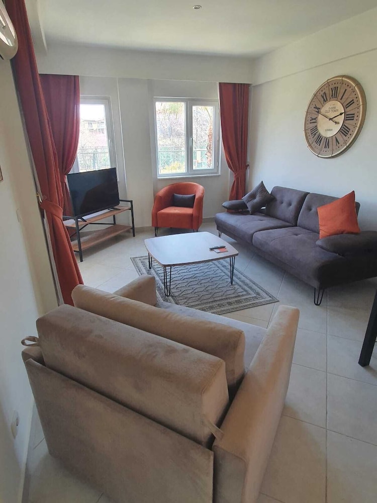 Family Apartment photo 1