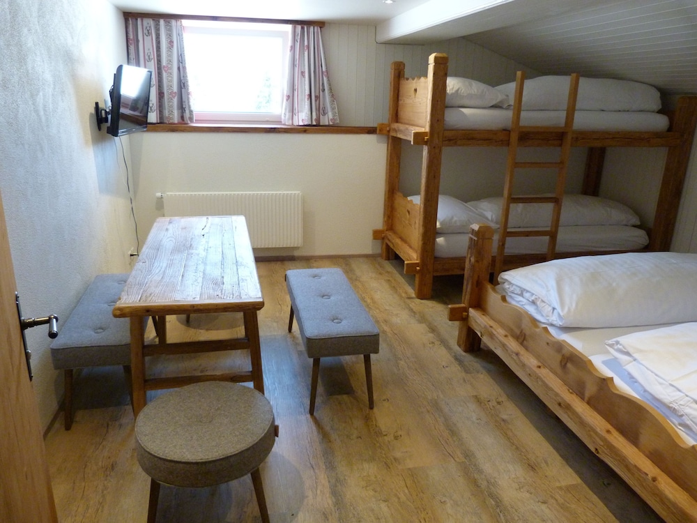 Room (Huetstock) photo 2