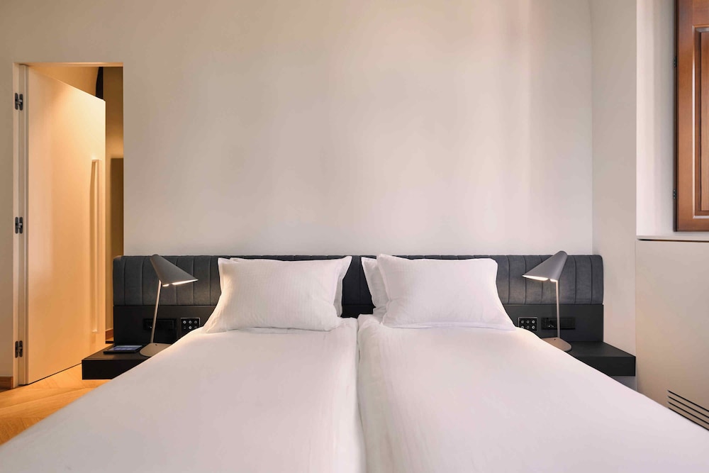 Standard Double Room, Park View photo 1