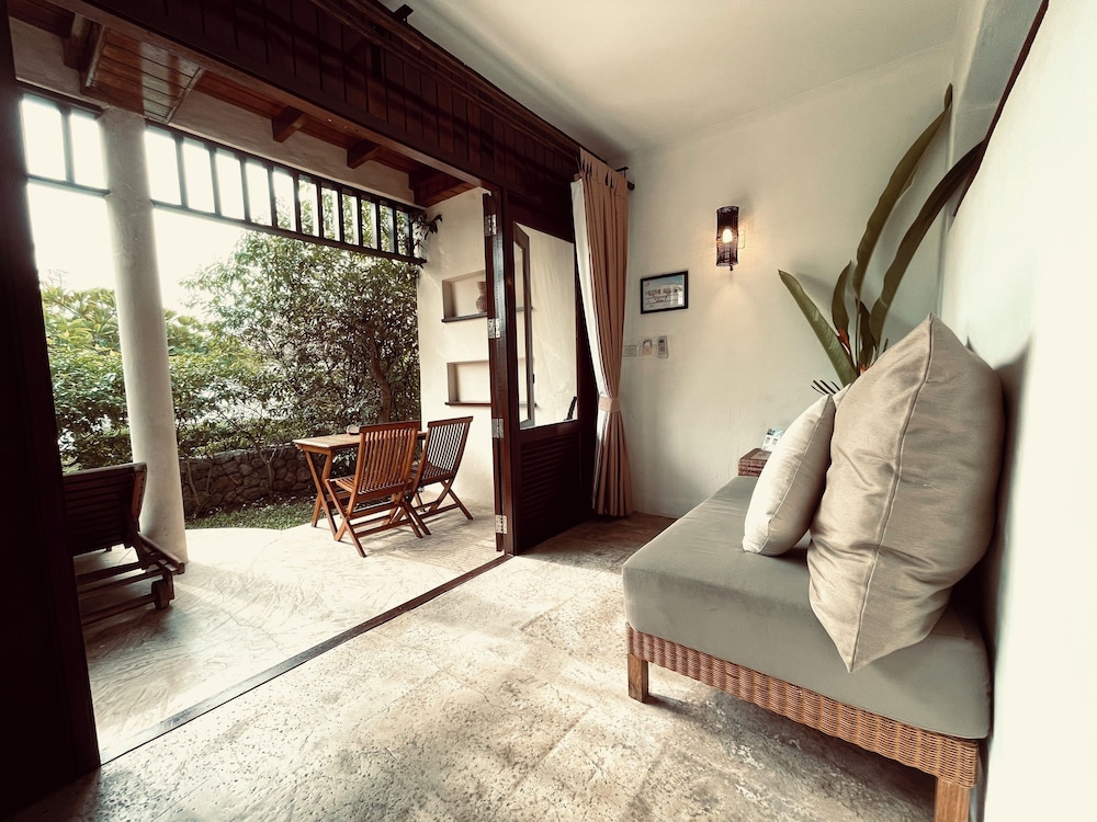 Garden Pool Suite - Photo 4
