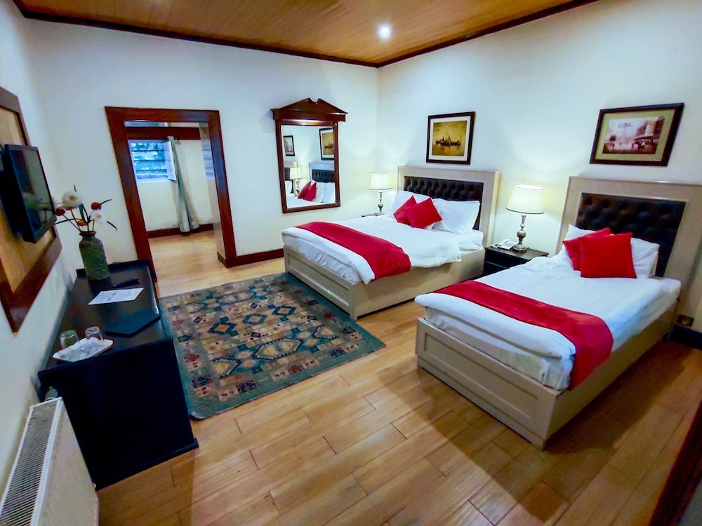 Family Suite, 2 Bedrooms, Garden View, Garden Area photo 1