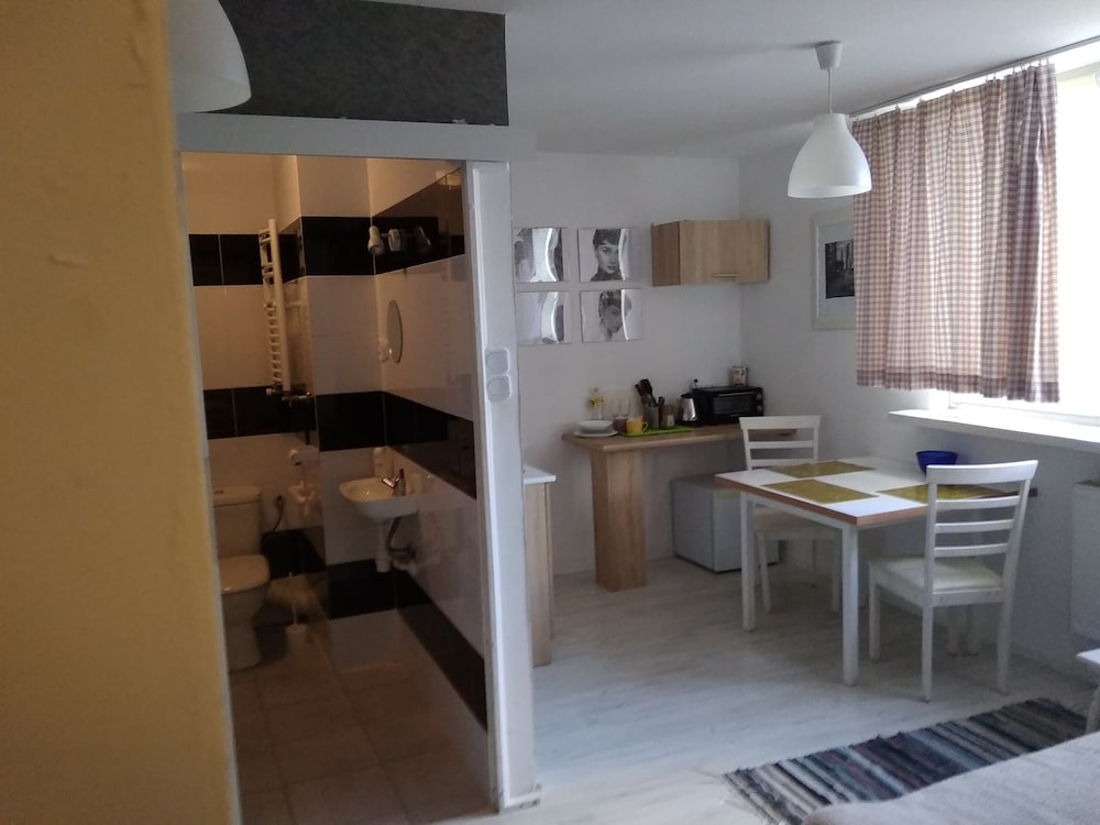 Apartment photo 3