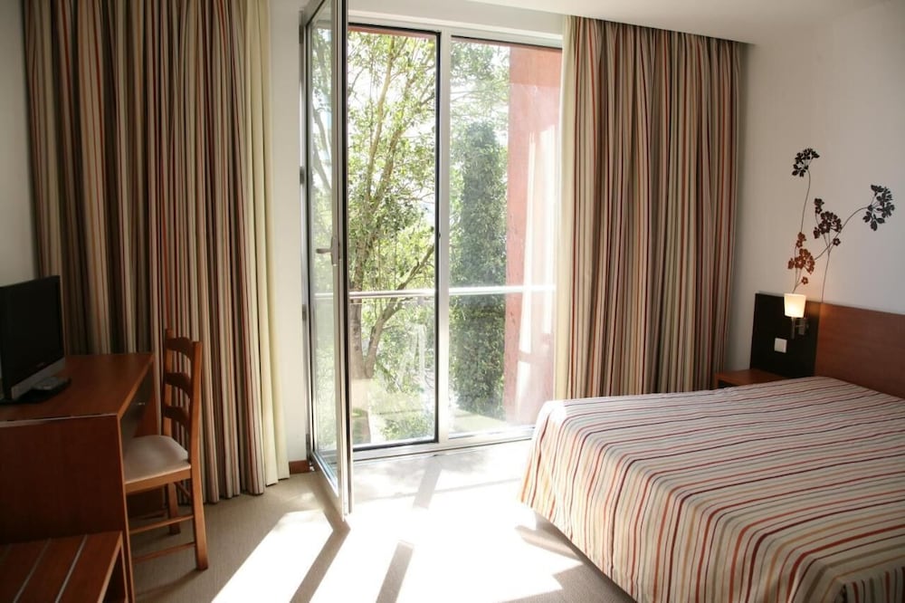 Basic Triple Room