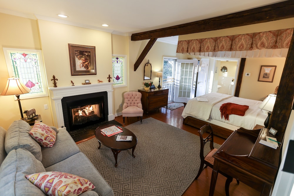 Luxury Cottage, 1 King Bed with Sofa bed, Accessible, Bathtub
