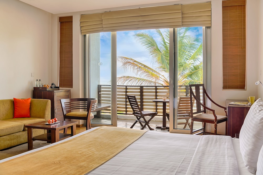 Deluxe Double Room with Sea View photo 1