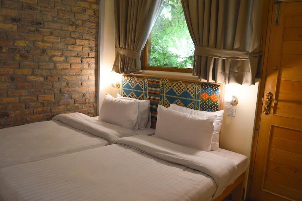 Deluxe Double Room photo 2
