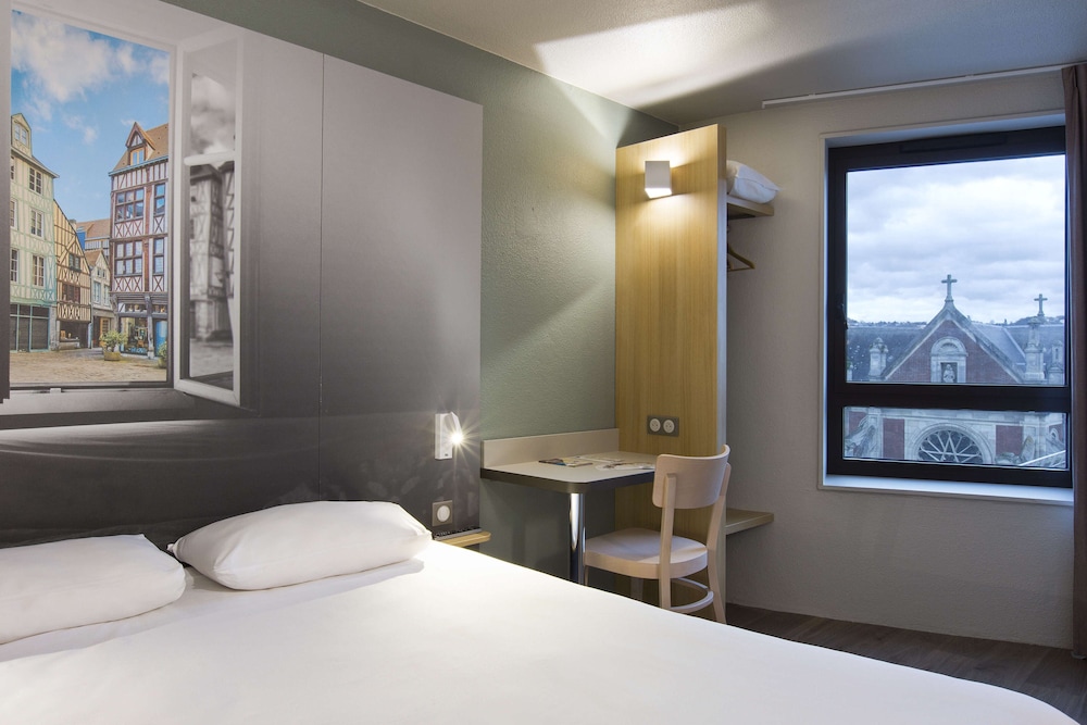 Double Room, Non Smoking - Photo 2