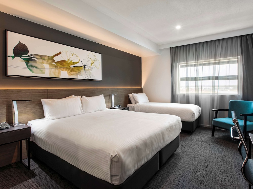 Standard Room, Multiple Beds photo 2