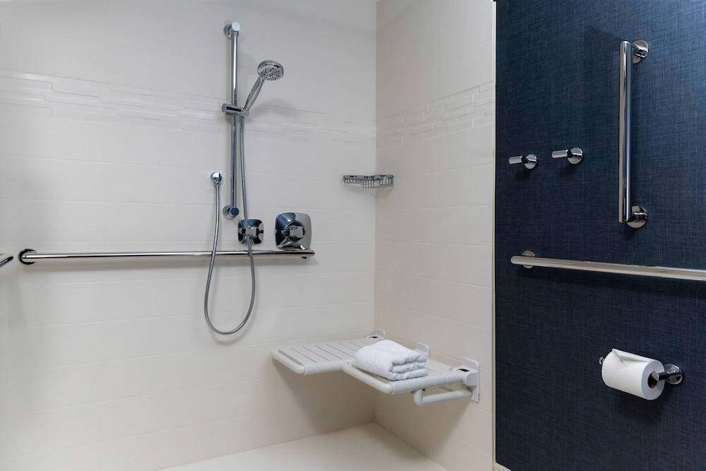 Residence Inn Franklin Berry Farms, Photo 6