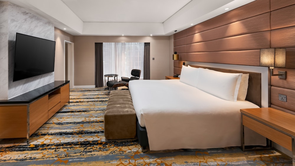 Suite, 1 Bedroom thumbnail 5