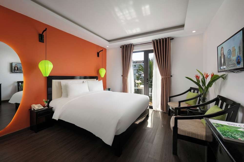 Superior Double Room, Balcony, City View