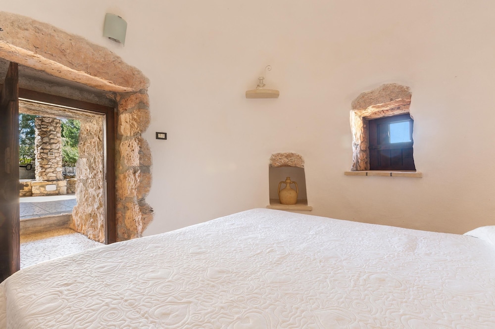 Villa photo 3