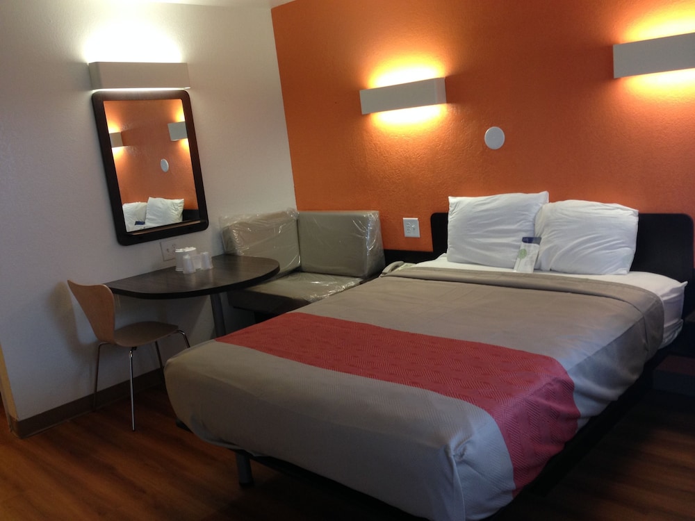 Standard Room, 2 Double Beds, Smoking
