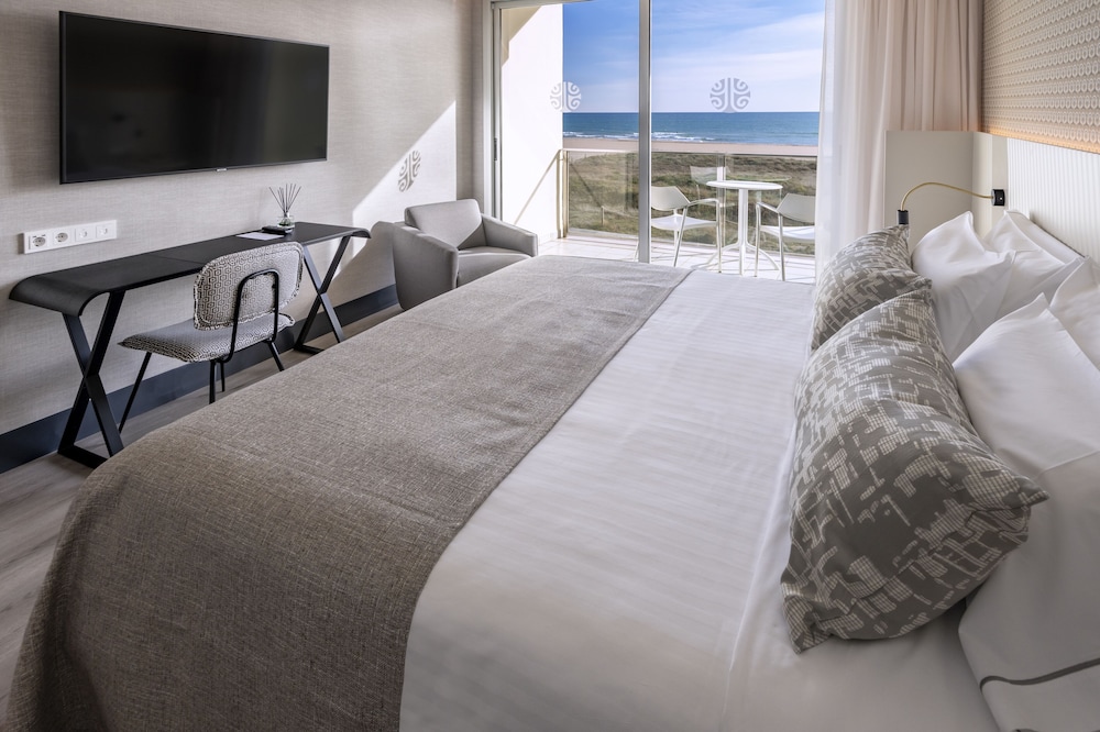 Executive Room, Sea View - Photo 10