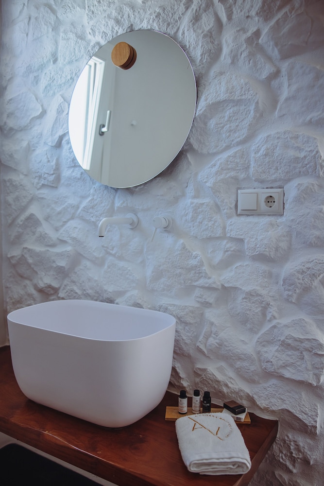 Luxury Villa, 3 Bedrooms photo 3