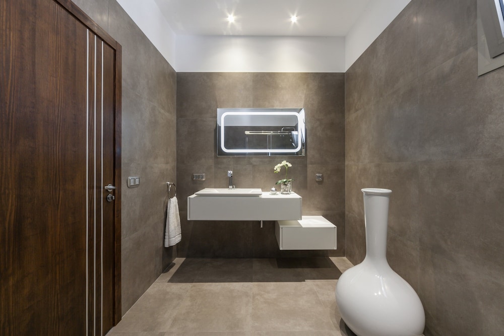 Villa photo 3