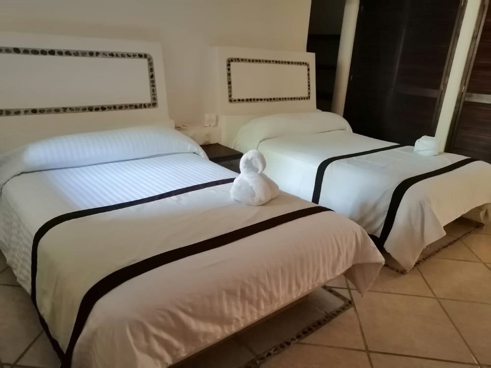 Family Suite, 2 Bedrooms, Lagoon View photo 1
