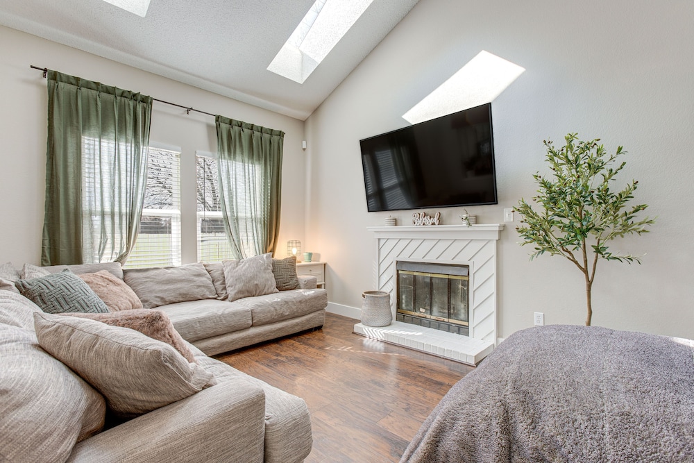 House (4 Bedrooms) photo 2
