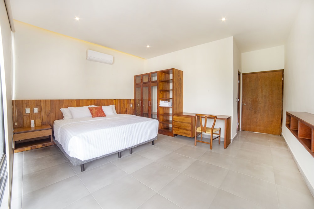 Junior Suite, Balcony photo 3