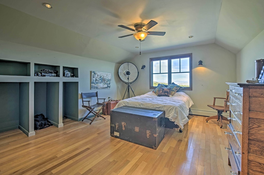 House (4 Bedrooms) photo 2