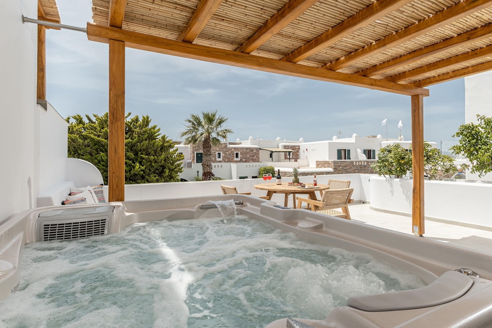 Premium Suite, Hot Tub photo 1