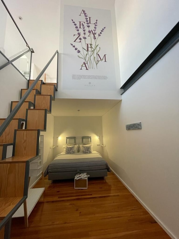 Signature Studio Suite