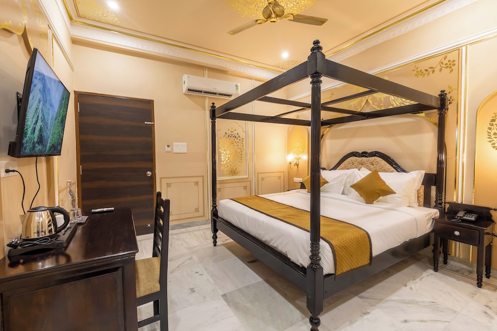 Standard Double Room, Ensuite (Room 4 King 1st Floor) photo 3