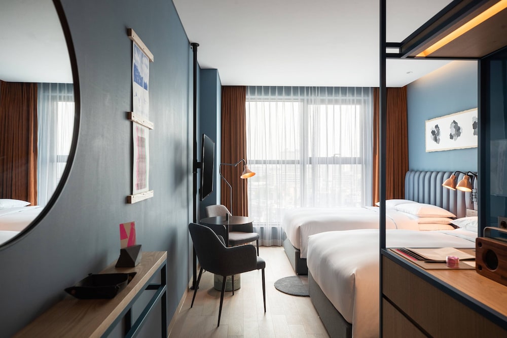 Creator Room, 2 Double Beds, Non Smoking, City View - Photo 1