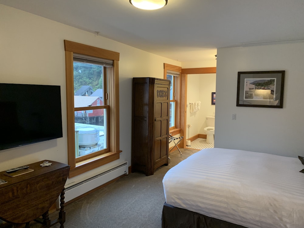 Signature Room photo 1