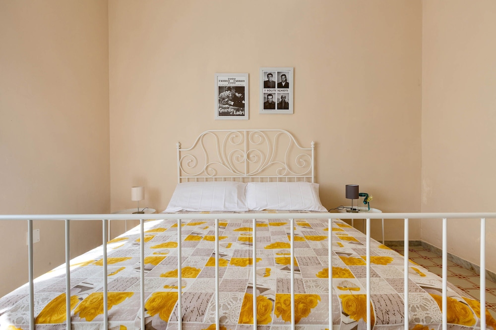 Villa photo 2
