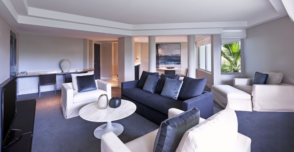 Suite, 1 Bedroom, Resort View - Photo 4