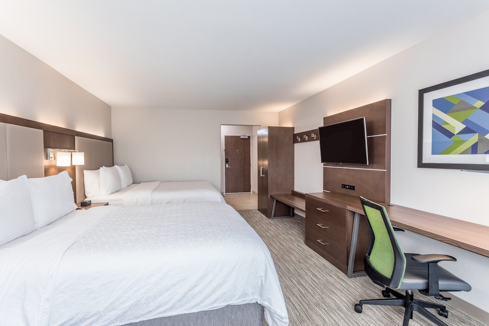 Standard Room, 2 Queen Beds, Accessible (Communications)