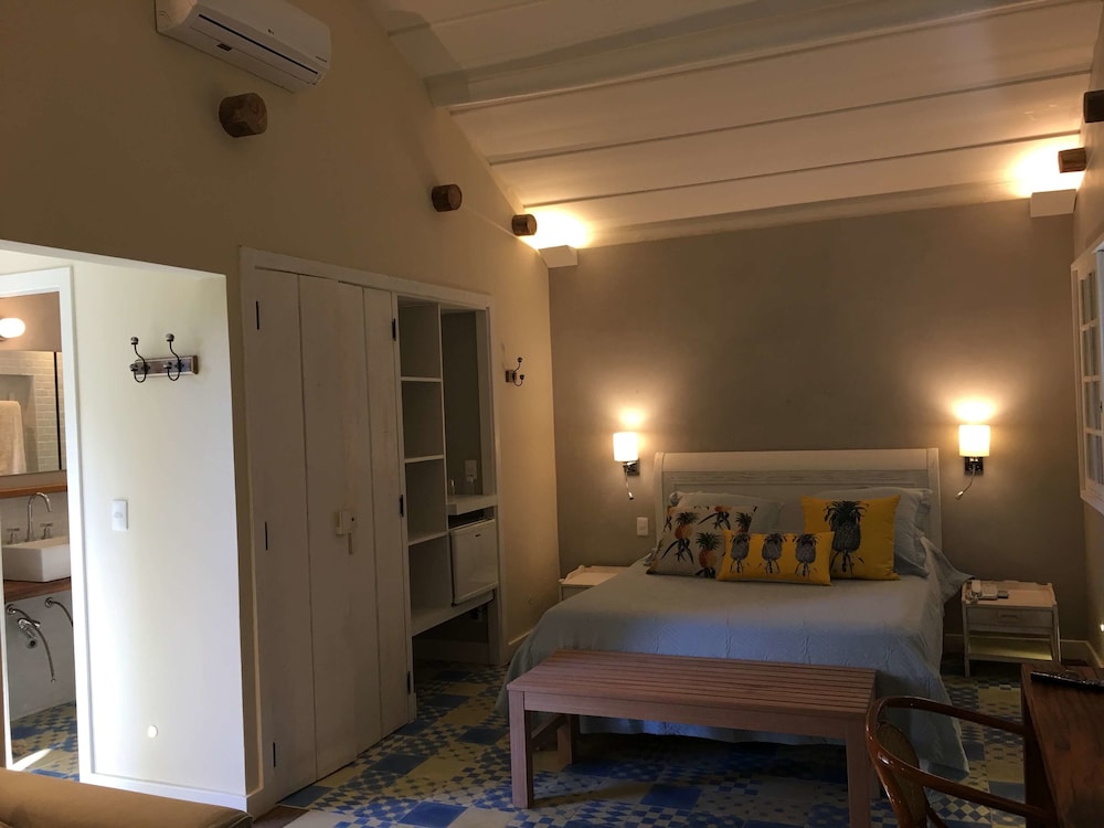 Deluxe Bungalow photo 3