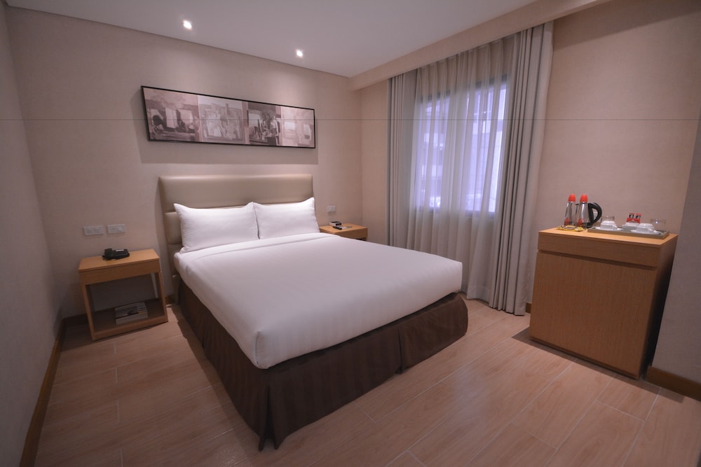 Business Room Suite