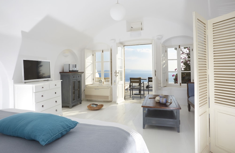Deluxe Suite, Sea View ( Outdoor Plunge Pool)