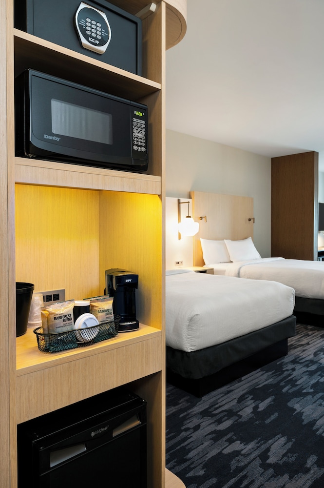 Suite, Multiple Beds photo 3