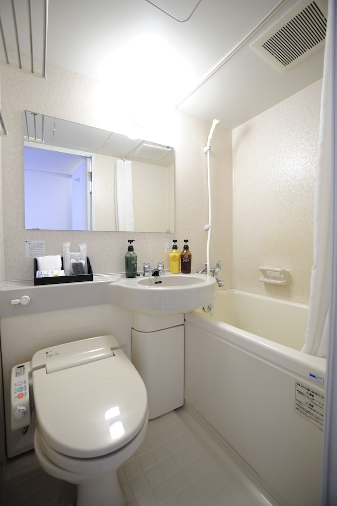 Single Room, Non Smoking - Photo 46