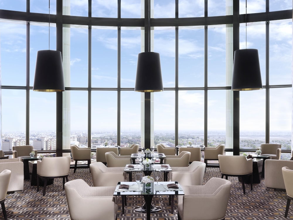 Business Suite, Multiple Beds