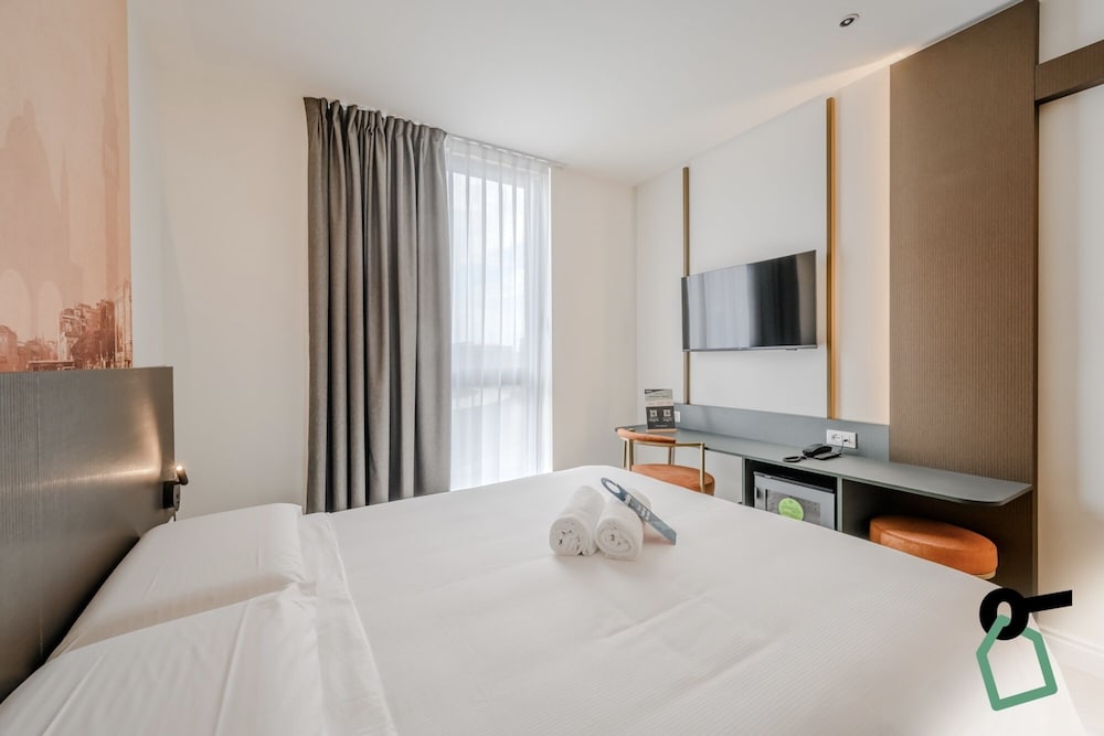 Economy Double Room photo 2