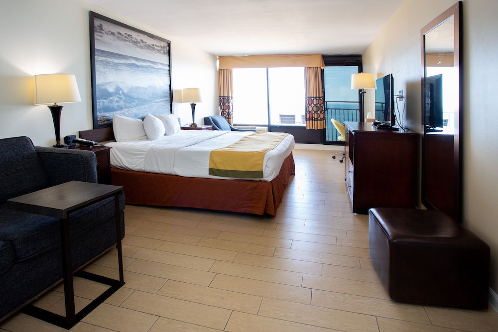 Oceanfront Suite Non Smoking 1 King Bed photo 1