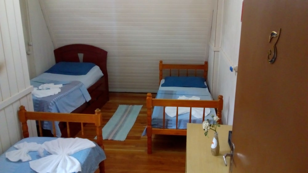 Shared Dormitory, Mixed Dorm (3 Camas) photo 1