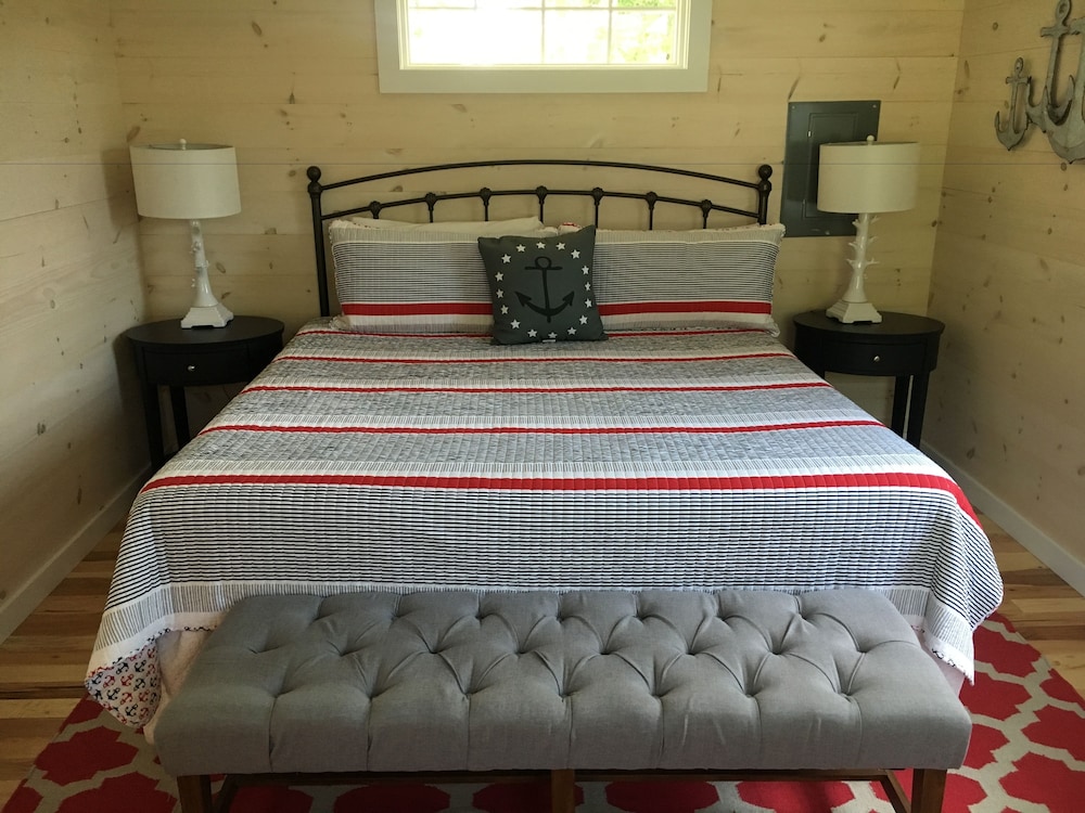 2 BEDROOM CABIN photo 2