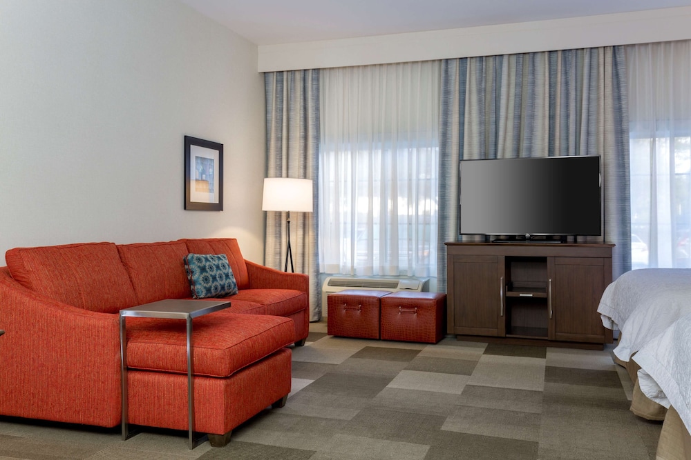 Studio (2 Queen Beds, Sofa Bed, Wet Bar) - Photo 1