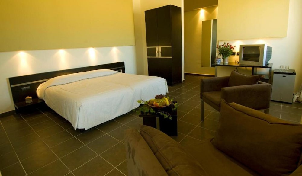 Standard Double Room - Photo 1