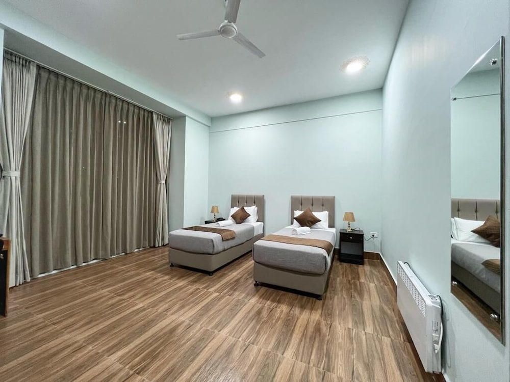 Deluxe Double or Twin Room photo 3
