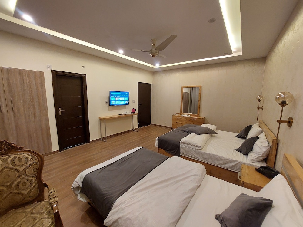 Junior Suite, Smoking, Garden View