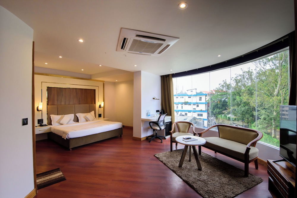 Executive Suite photo 1