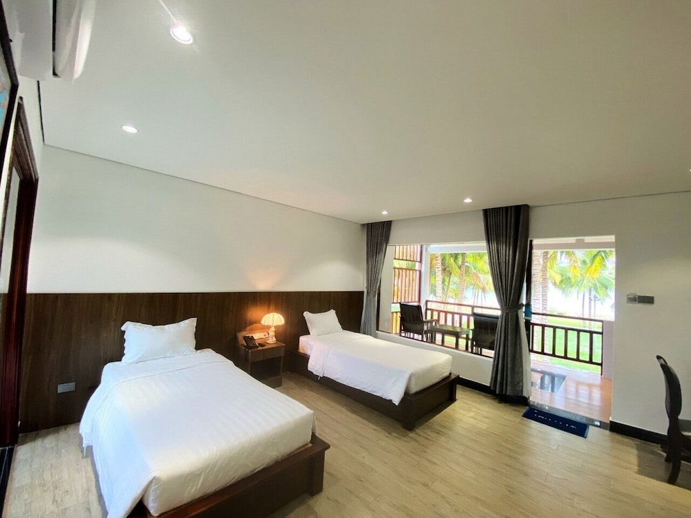 Bungalow Suite, Garden View photo 2