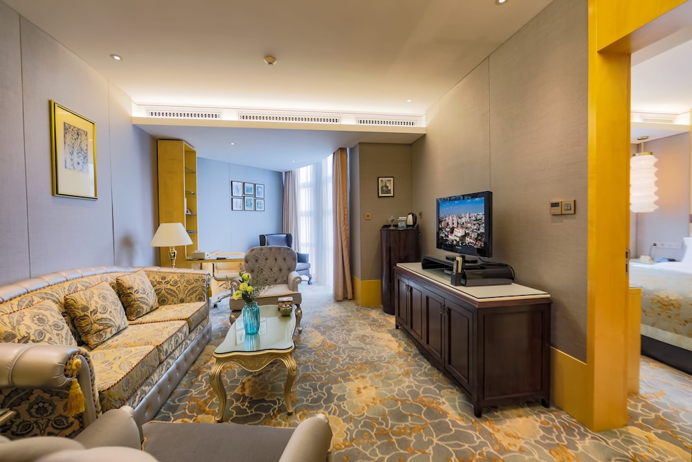 Superior Suite